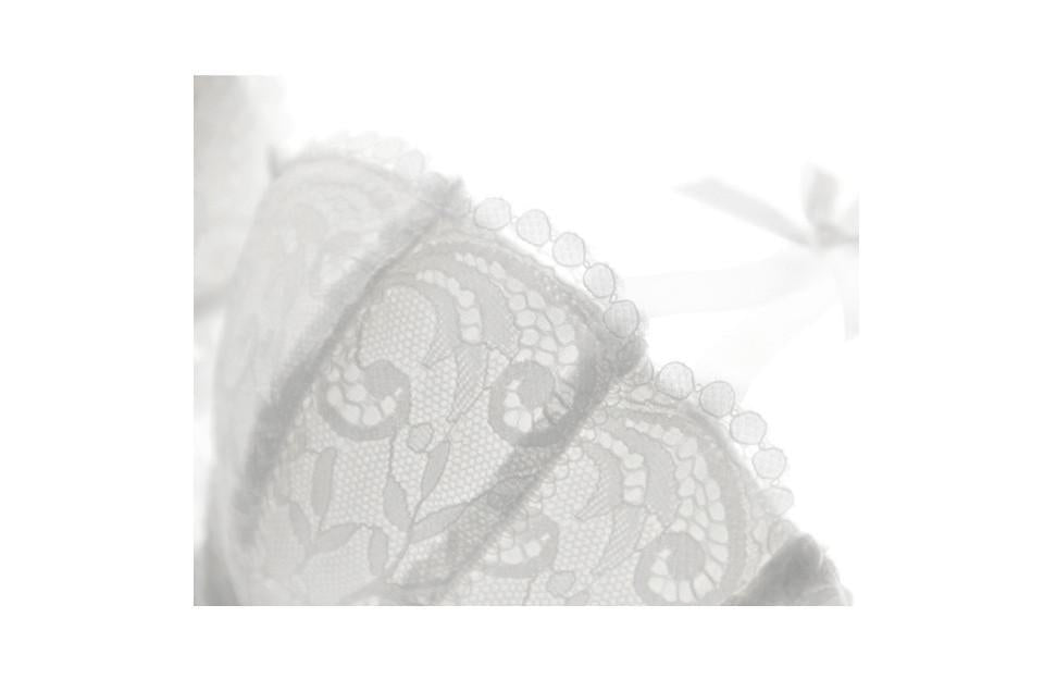 Seductress Lace Bra Panty Garter Set